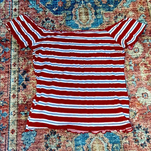 Tops - off the shoulder crop top